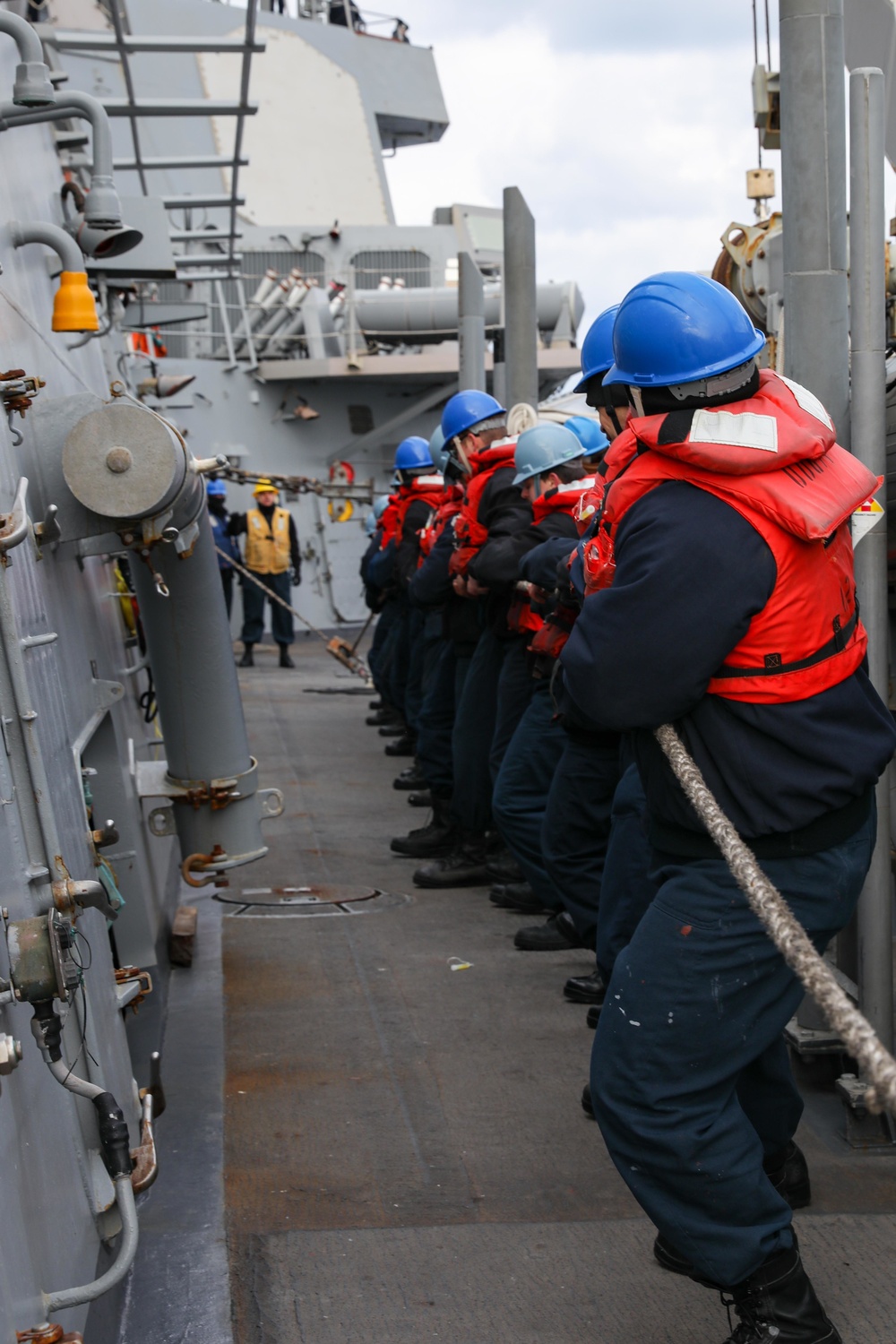 USS Ross conducts underway replenishment with French ship FS Marne