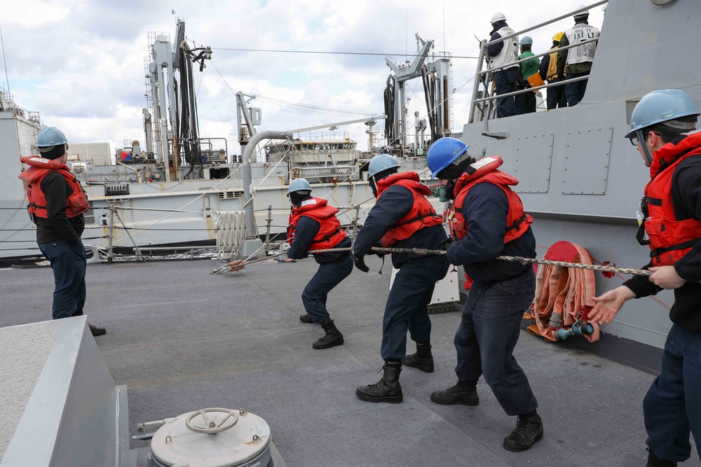 USS Ross conducts underway replenishment with French ship FS Marne