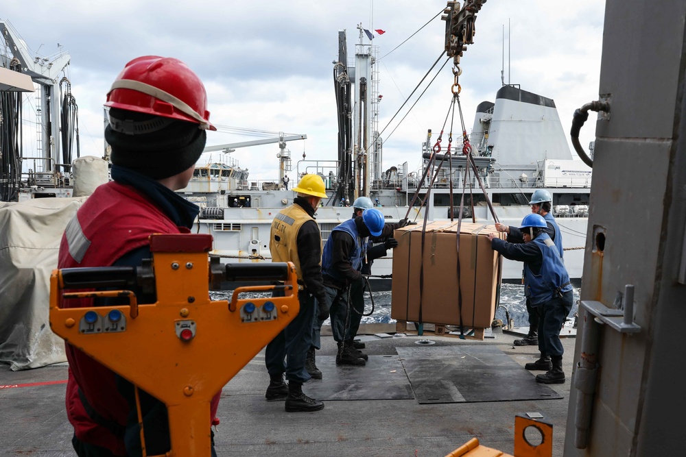 USS Ross conducts underway replenishment with French ship FS Marne