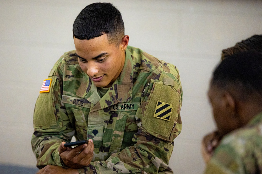 Soldiers of the 3rd Infantry Division deploy to Europe