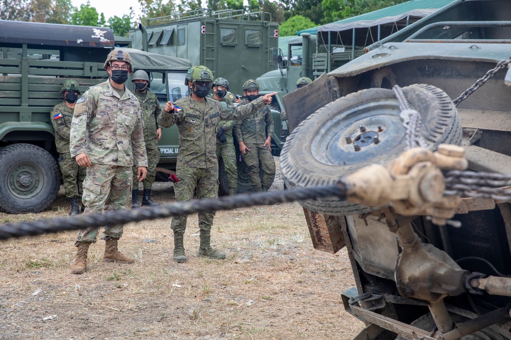 U.S. and Philippine Army Soldiers conduct rolled-over vehicle recovery combined training during Salaknib 2022