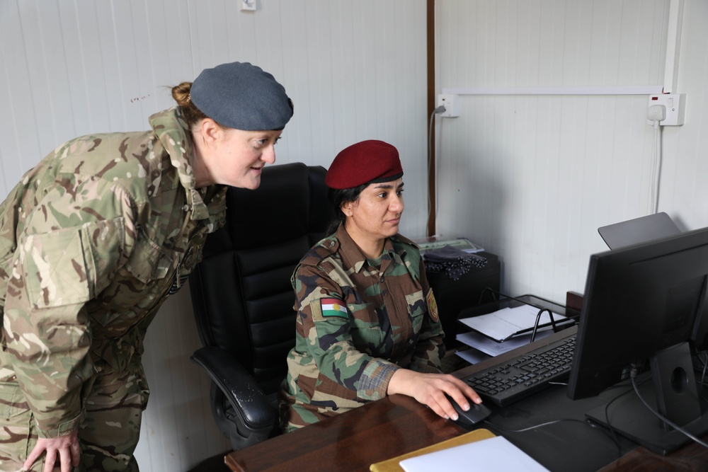 Coalition forces visit Zerevani female Peshmerga security guards