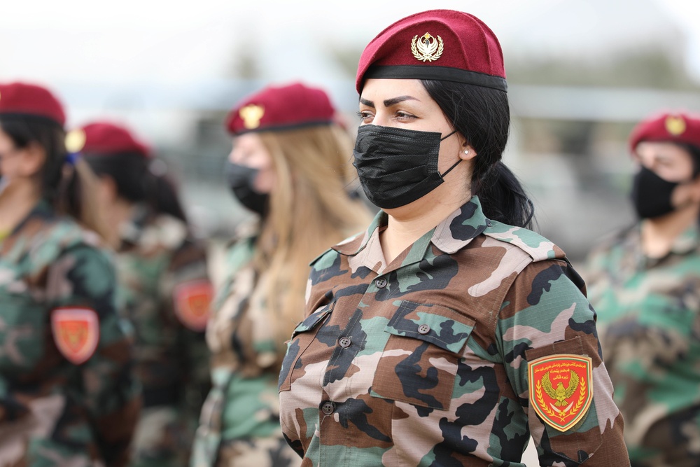 Coalition forces visit Zerevani female Peshmerga security guards