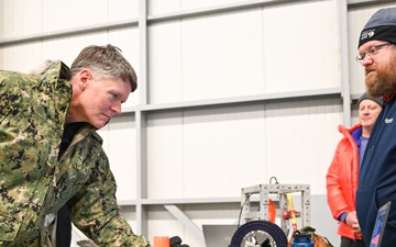 Navy supports scientific research at ICEX 2022
