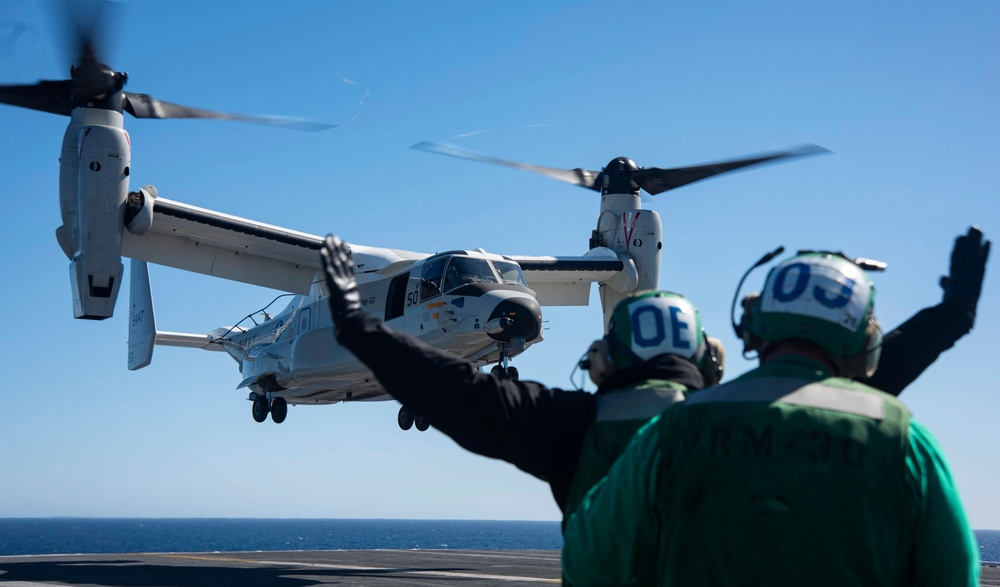 CVM-22B Osprey Lands On The Flight Deck of USS Nimitz