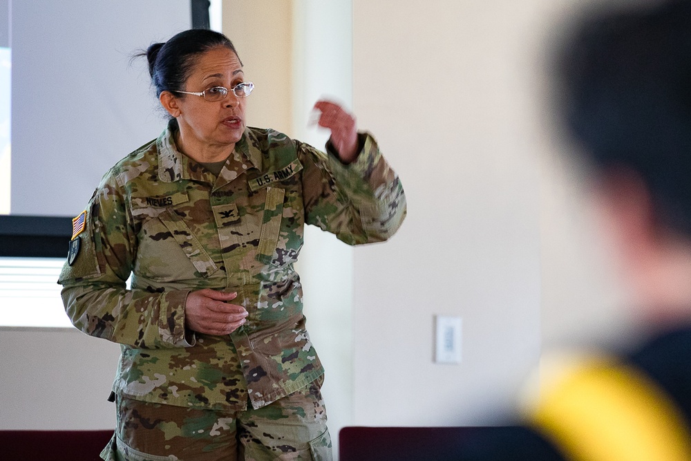 Women Warriors - Connecticut National Guard Remembers and Honors Female Soldiers.