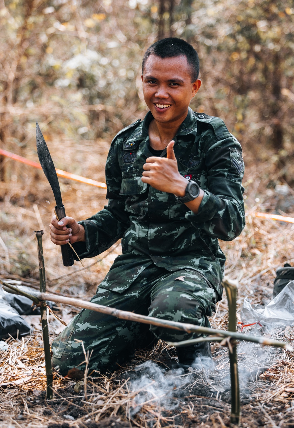 Royal Thai Special Forces Soldiers teach jungle skills to U.S. Soldiers