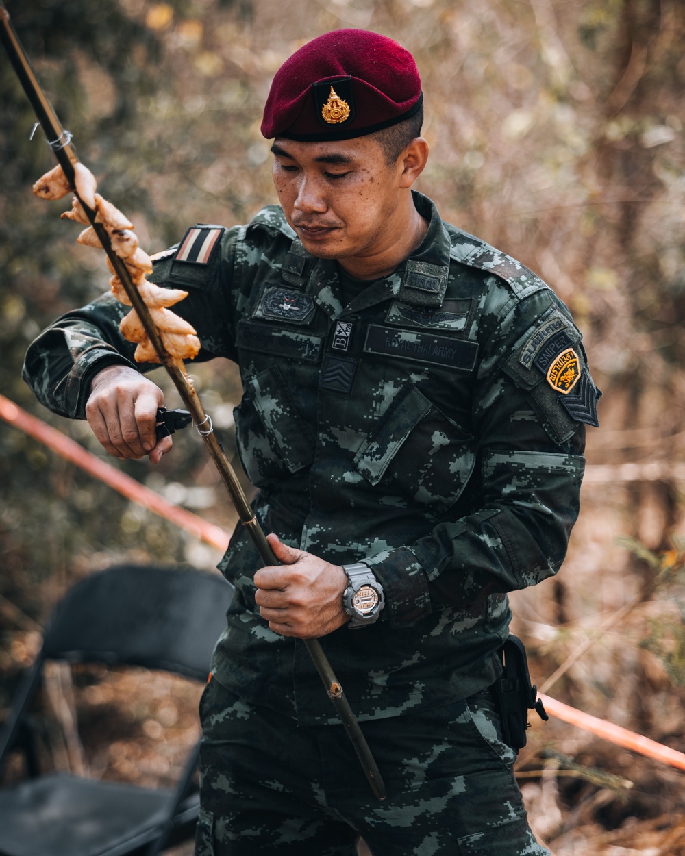 Royal Thai Special Forces Soldiers teach jungle skills to U.S. Soldiers