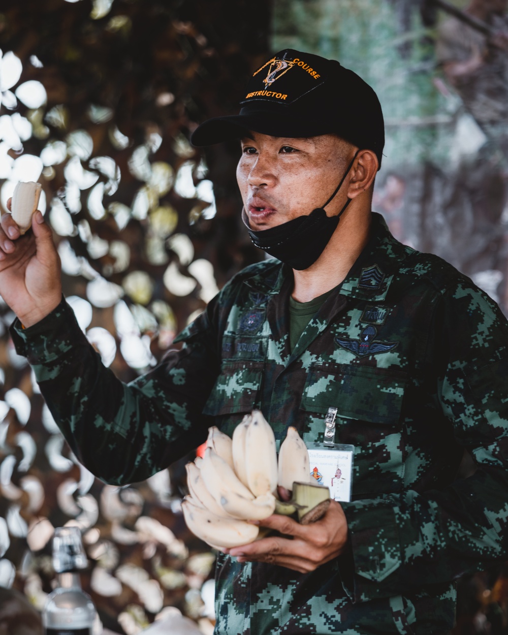 Royal Thai Special Forces Soldiers teach jungle skills to U.S. Soldiers