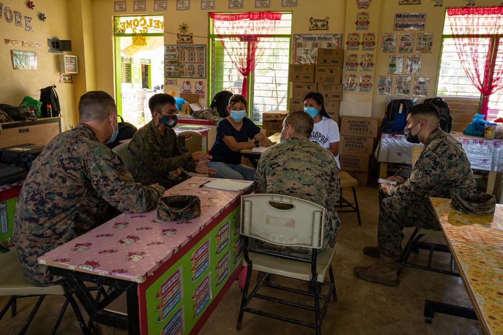 Armed Forces of the Philippines and U.S. Air Force combine construction efforts ahead of Balikatan 22