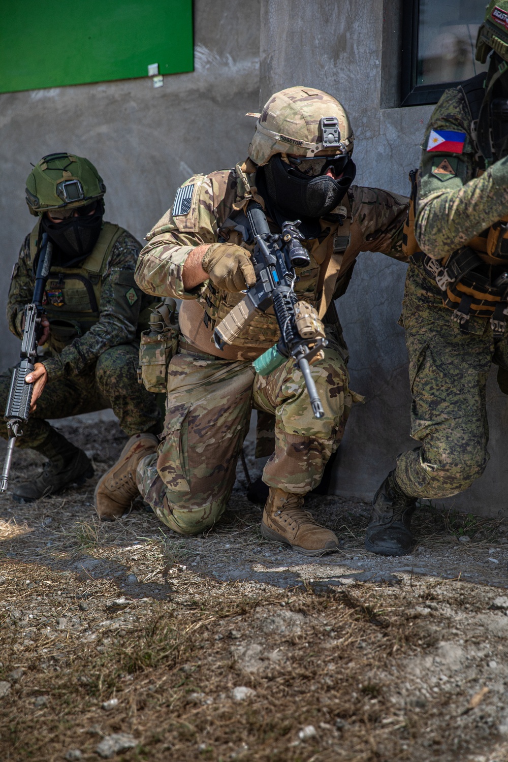 U.S. Army Soldiers execute room clearing drills during Salaknib 2022