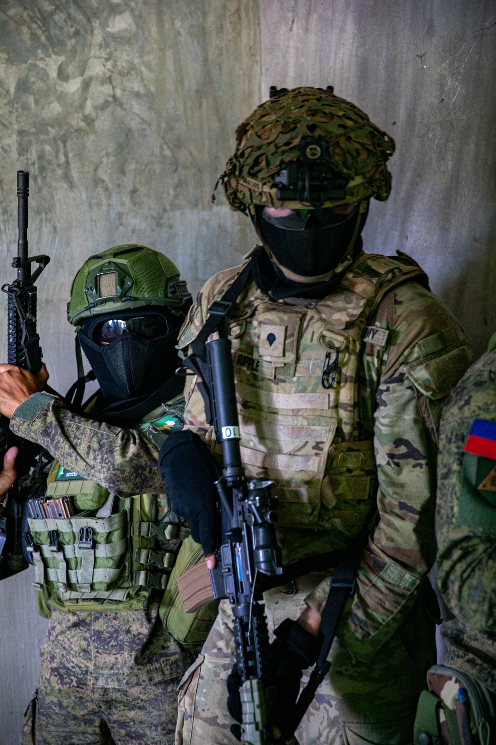 U.S. Army Soldiers execute room clearing drills during Salaknib 2022