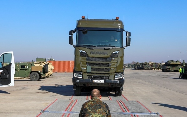 Bundeswehr Heavy Equipment Transport Systems undergo weight testing to assist U.S. Army with transporting equipment