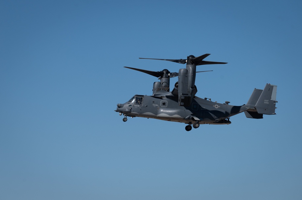 CV-22 Osprey visits Vance AFB