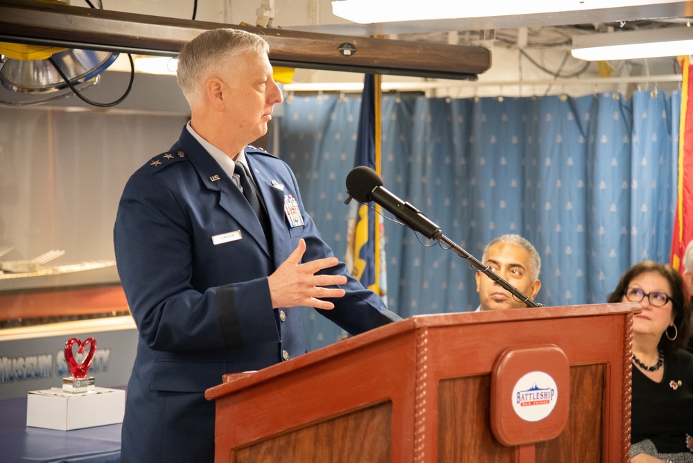 Maj. Gen. Camerer briefs audience at Red Cross event