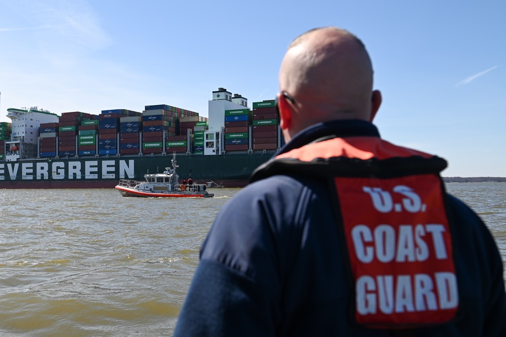 Coast Guard Station Curtis Bay Monitors Ever Forward Grounding