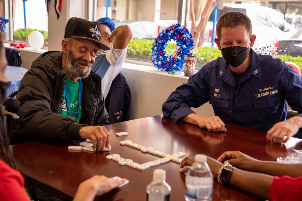 Coast Guard volunteers at veteran's home in Houston, Texas