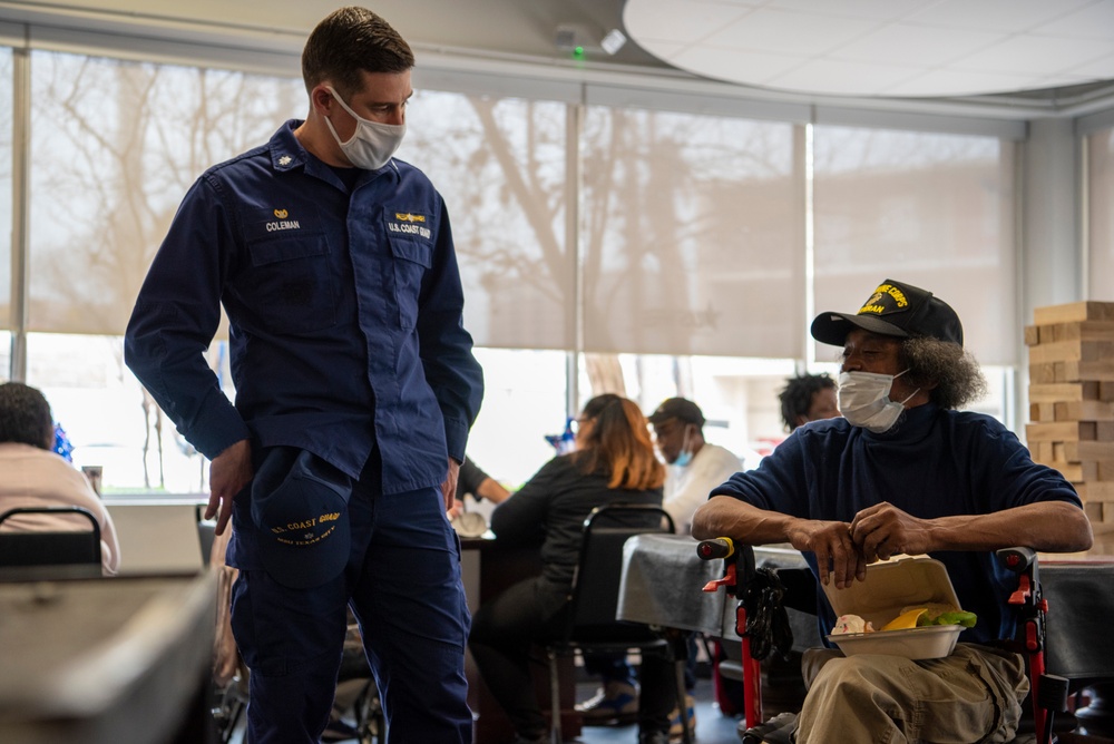 Coast Guard volunteers at veteran's home in Houston, Texas