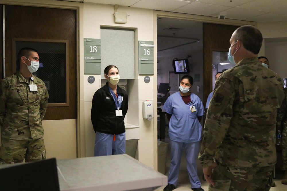 U.S. Air Force Lt. Gen. Kirk Pierce visits the University of Rochester Medical Center