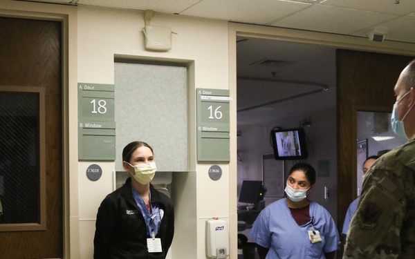 U.S. Air Force Lt. Gen. Kirk Pierce visits the University of Rochester Medical Center