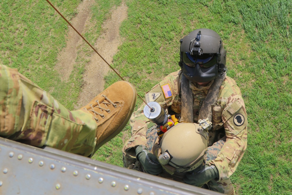 Hawaii Army National Guard Soldiers Conduct Realistic Urban Training Exercise with Marines