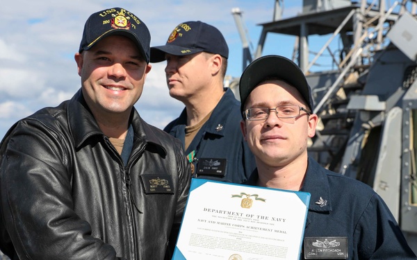 USS Ross Sailors receive awards and meritorious advancements