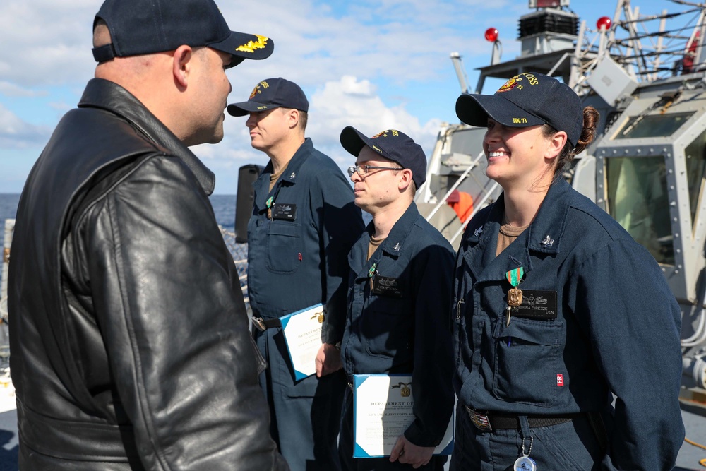 USS Ross Sailors receive awards and meritorious advancements