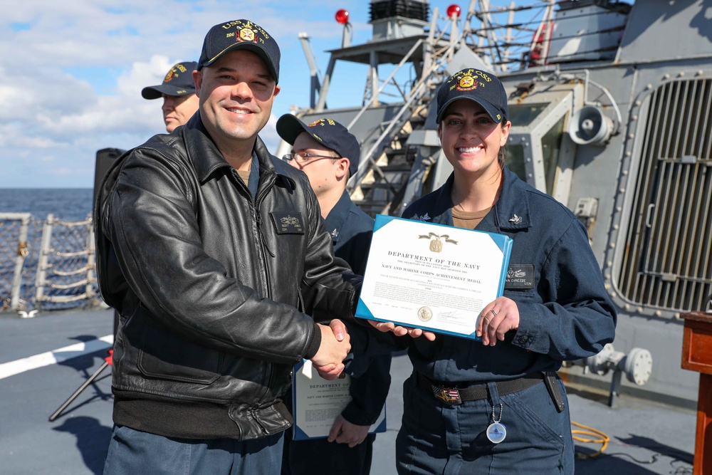 USS Ross Sailors receive awards and meritorious advancements