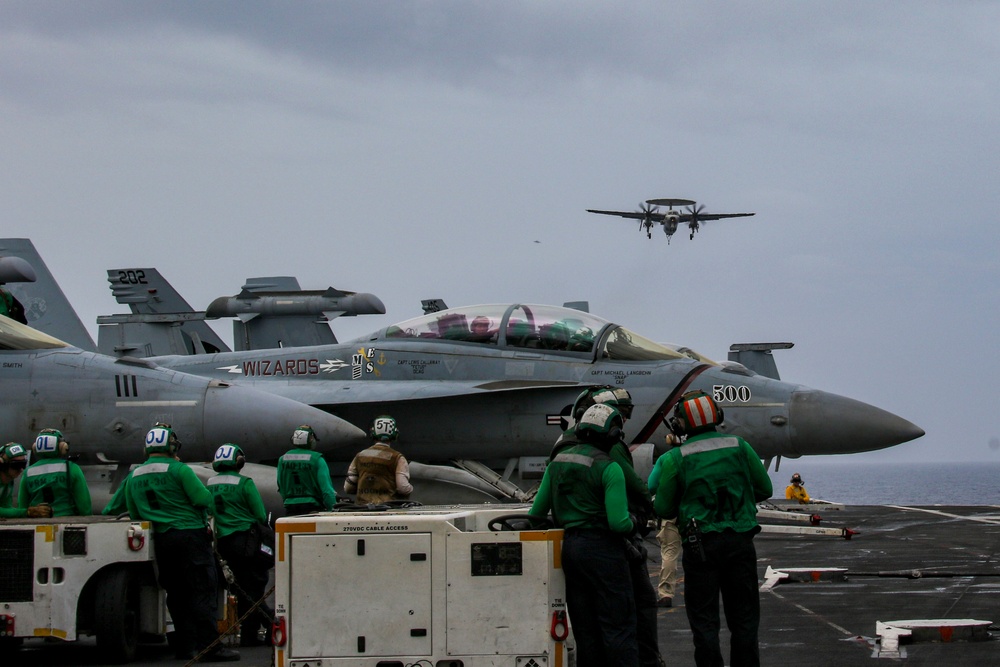 Abraham Lincoln conducts flight operations