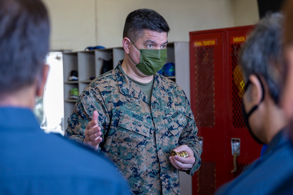 First Responders Receive Award for Saving 3 Marines