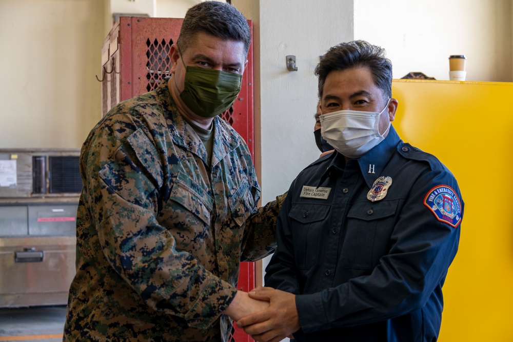 First Responders Receive Award for Saving 3 Marines' Lives