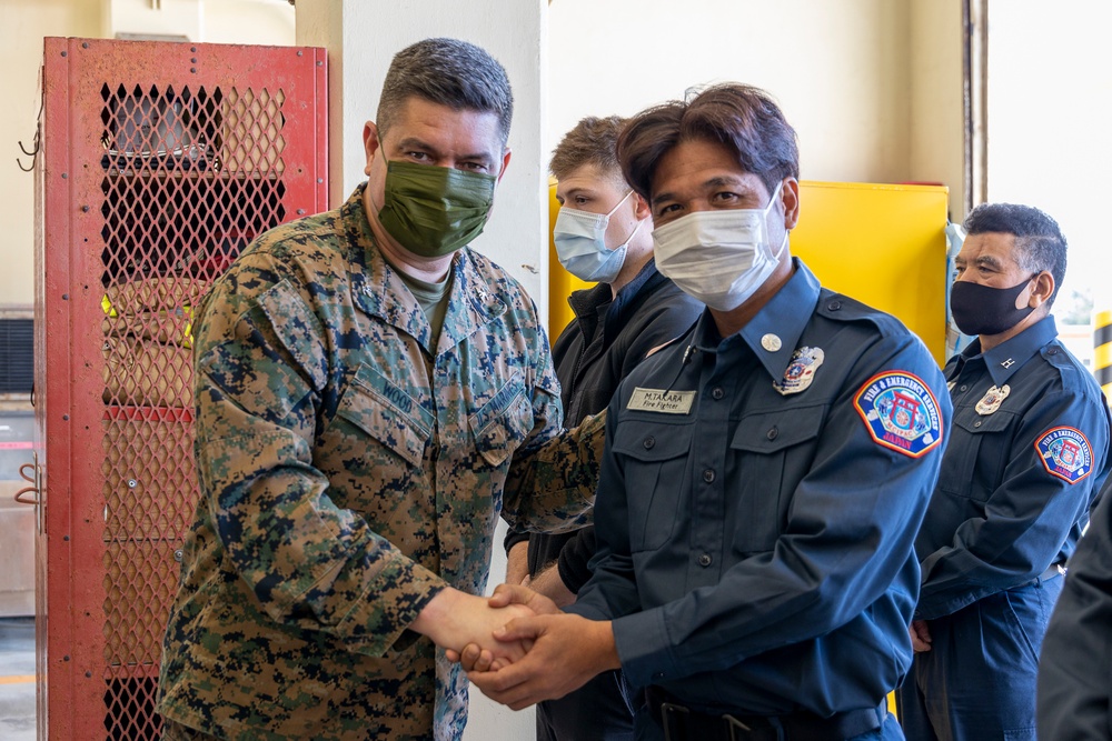 First Responders Receive Award for Saving 3 Marines' Lives