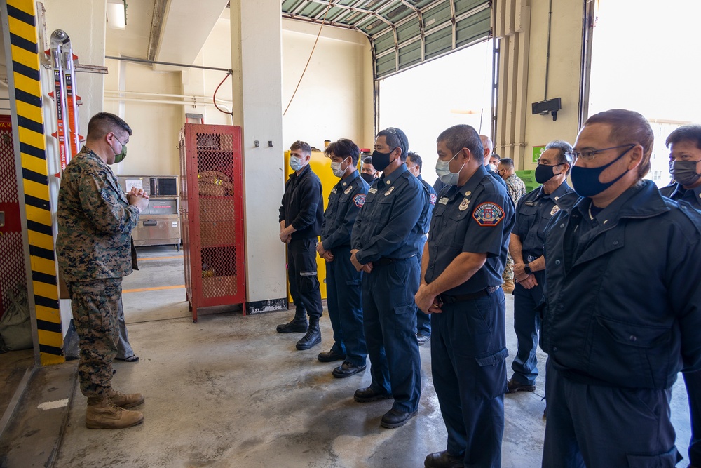 First Responders Receive Award for Saving 3 Marines' Lives