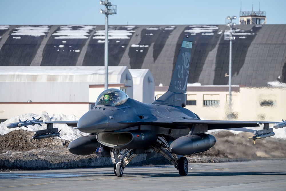 180FW trains during AE22