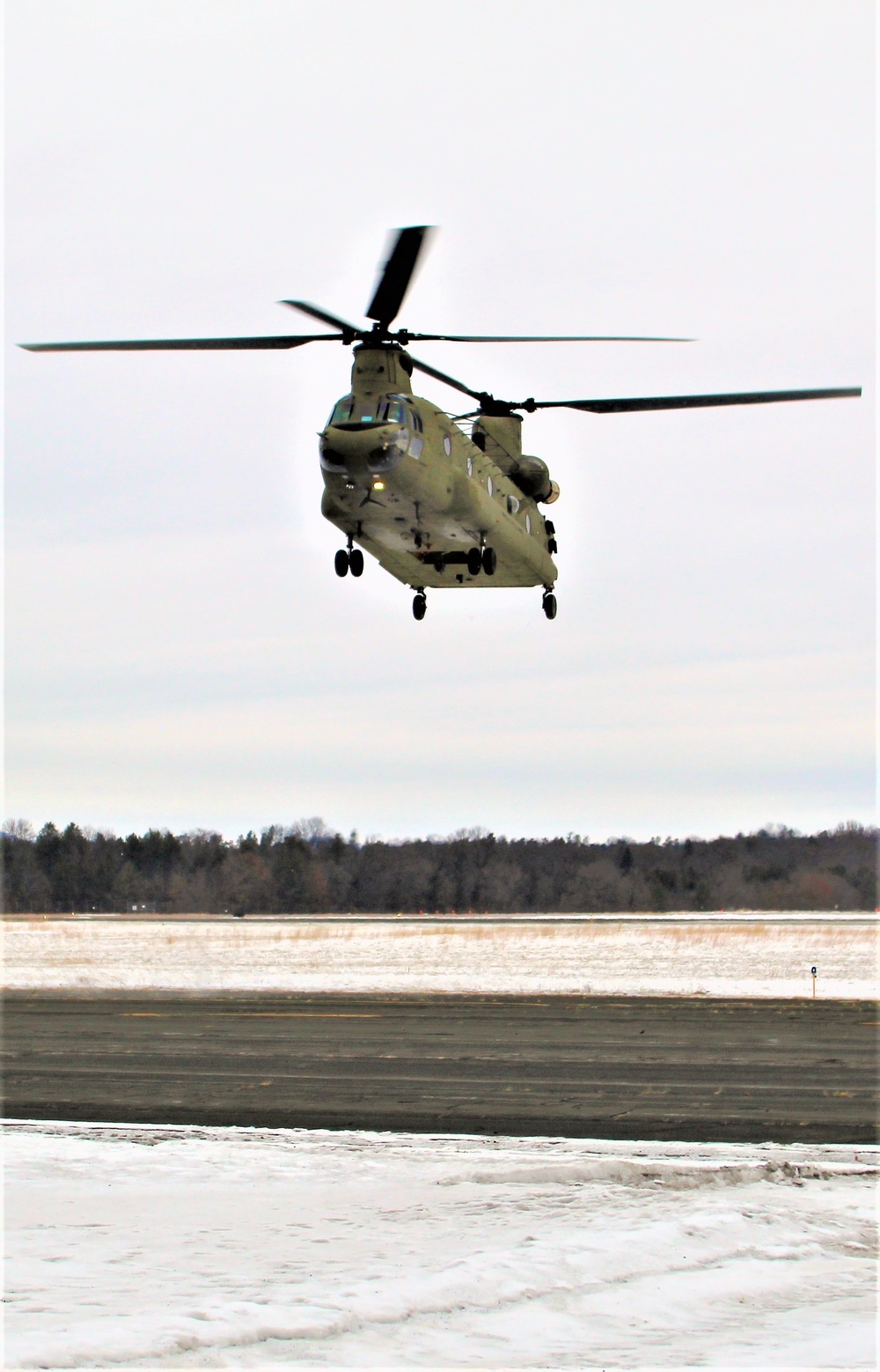 CH-47 aircrew, 89B ASC students conduct sling-load training at Fort McCoy