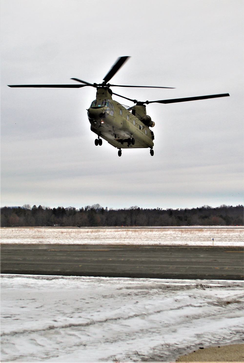 CH-47 aircrew, 89B ASC students conduct sling-load training at Fort McCoy
