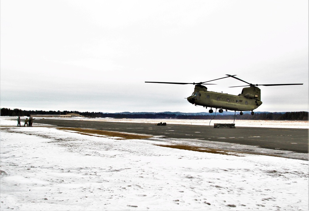 CH-47 aircrew, 89B ASC students conduct sling-load training at Fort McCoy