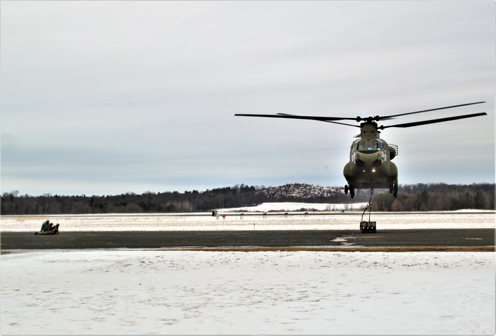 CH-47 aircrew, 89B ASC students conduct sling-load training at Fort McCoy