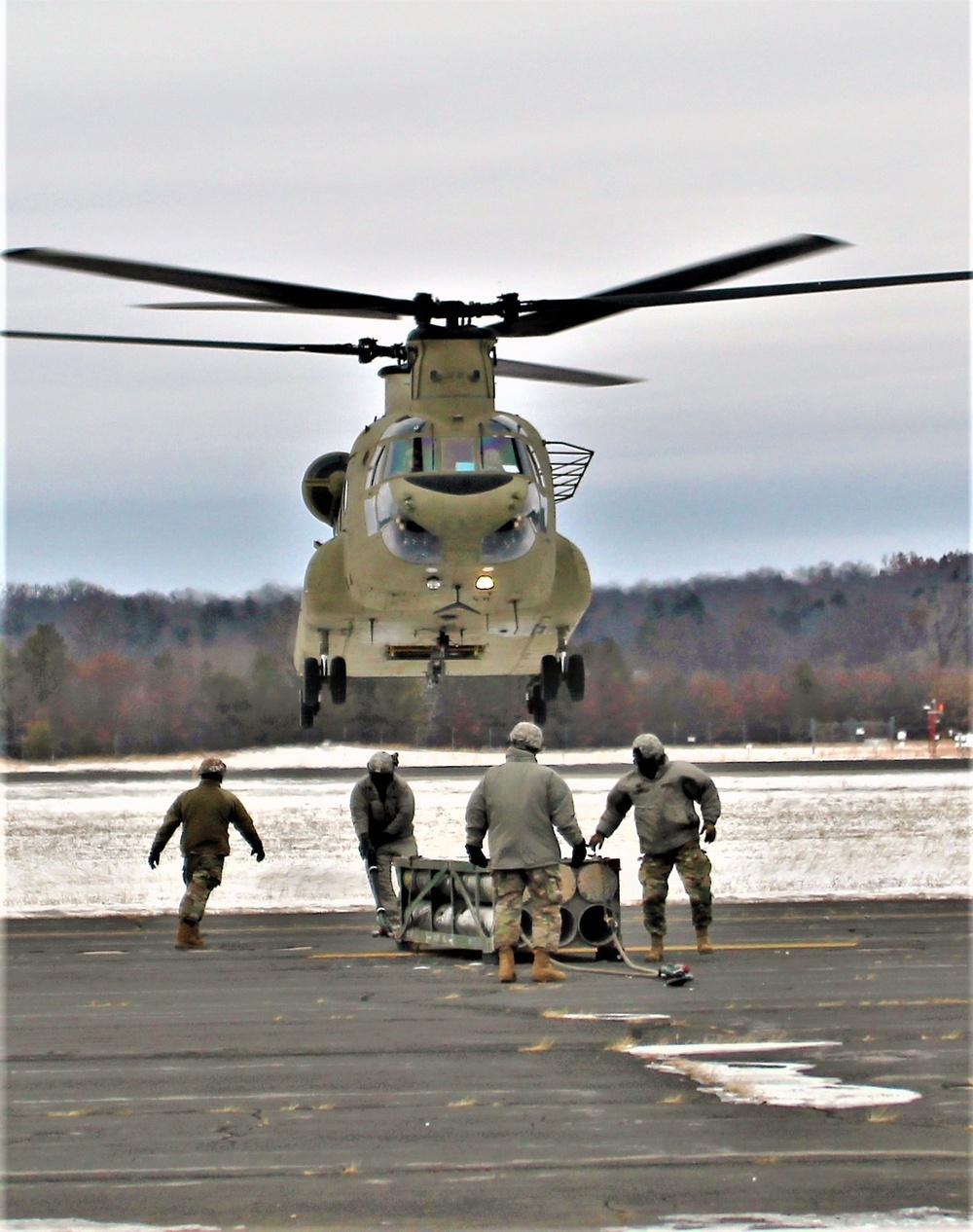 CH-47 aircrew, 89B ASC students conduct sling-load training at Fort McCoy