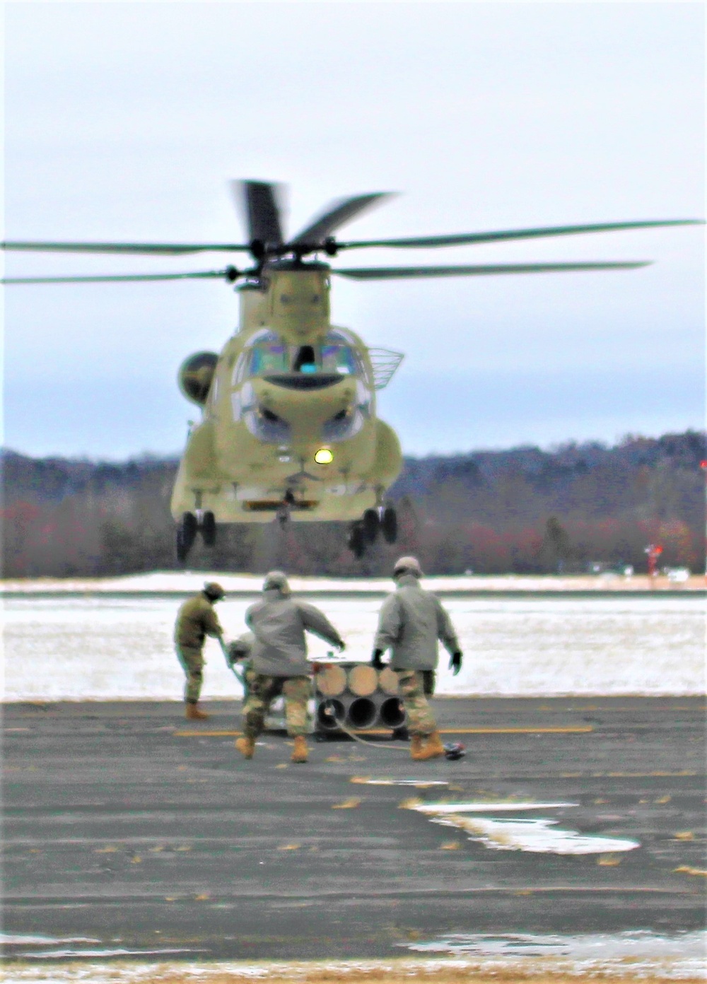 CH-47 aircrew, 89B ASC students conduct sling-load training at Fort McCoy