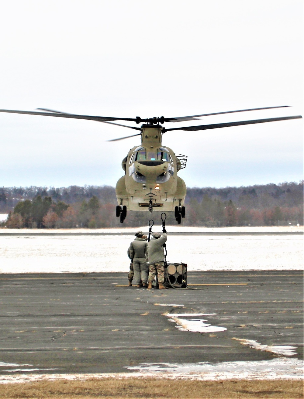 CH-47 aircrew, 89B ASC students conduct sling-load training at Fort McCoy
