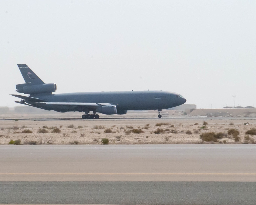 KC-10 takes off from Al Dhafra Air Base
