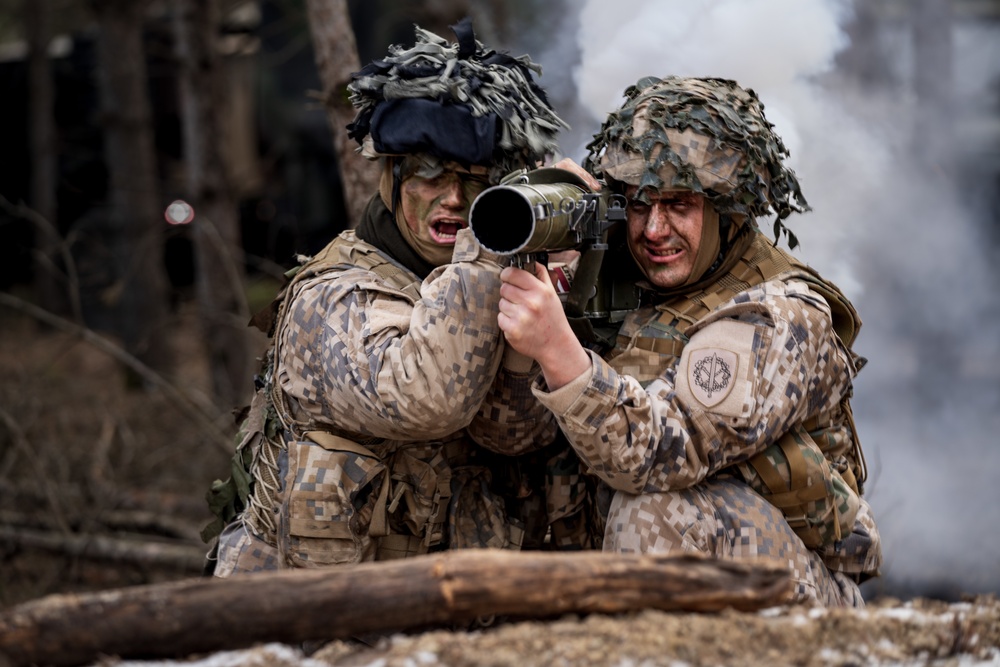 Latvian soldiers execute multinational training during Saber Strike 22