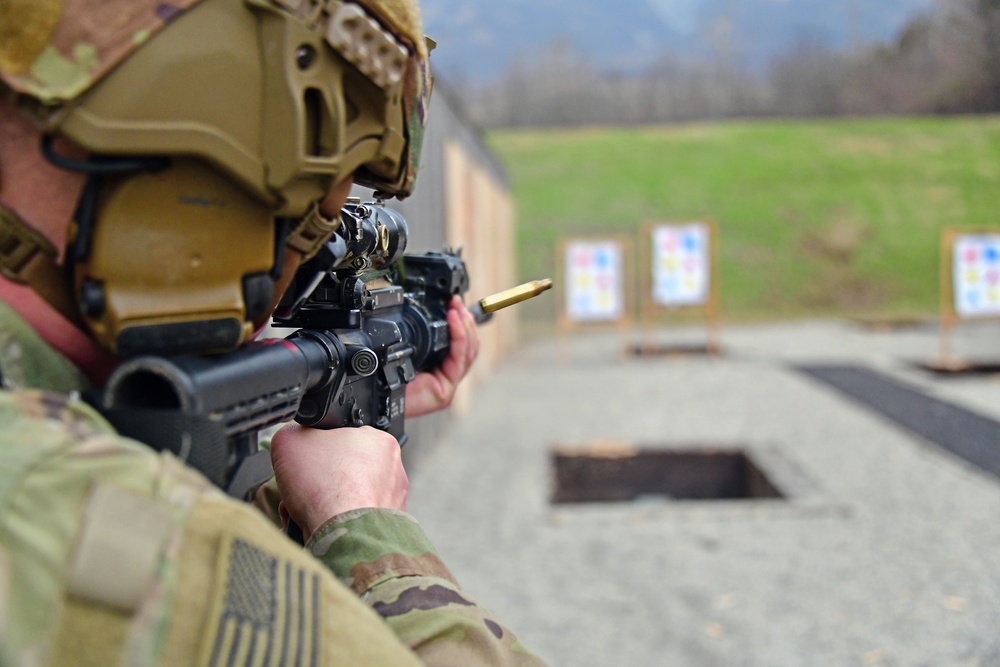 1st Battalion, 503rd Infantry Regiment, 173rd Airborne Brigade Marksmanship Training