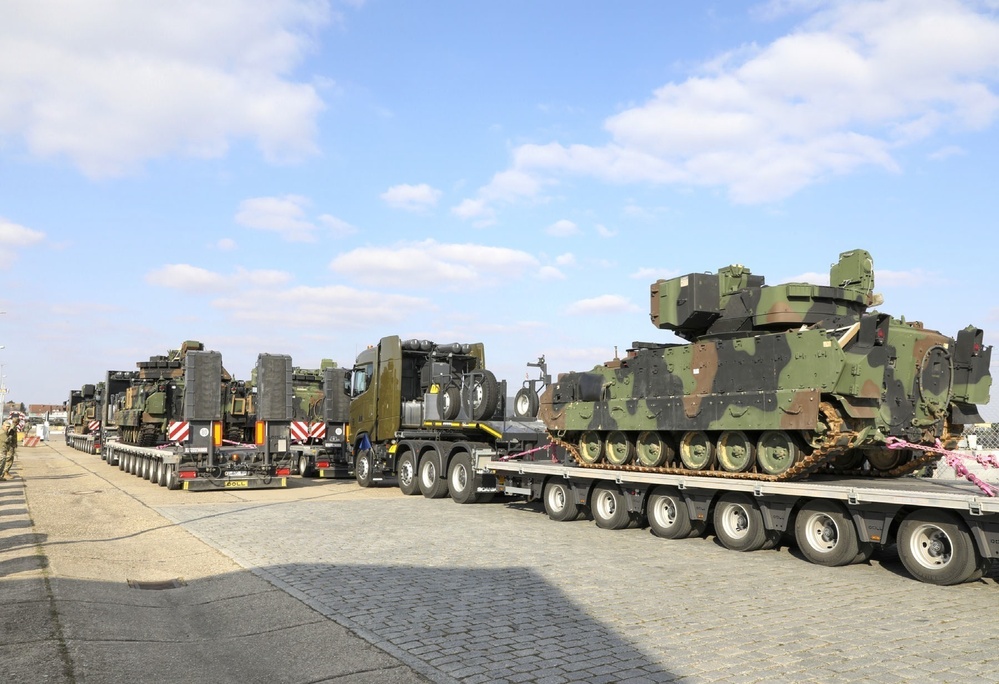 German Heavy Equipment Transport Systems transport U.S. equipment