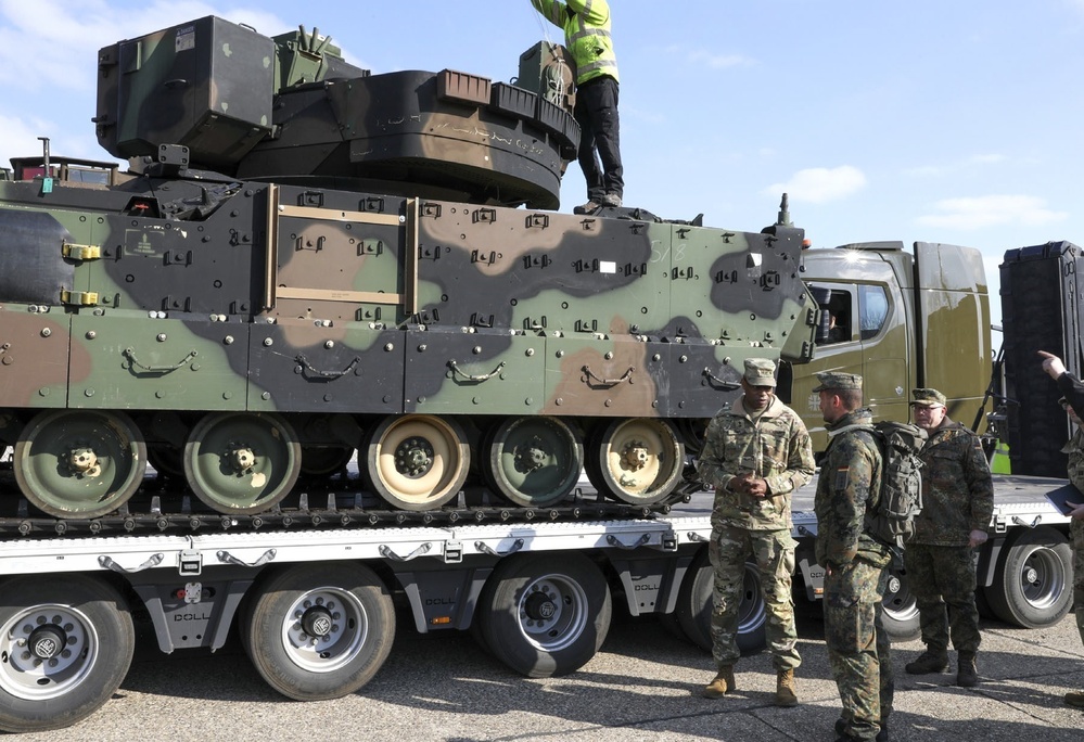 German Heavy Equipment Transport Systems transport U.S. equipment