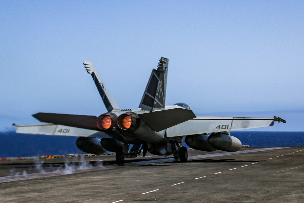 Abraham Lincoln conducts flight operations