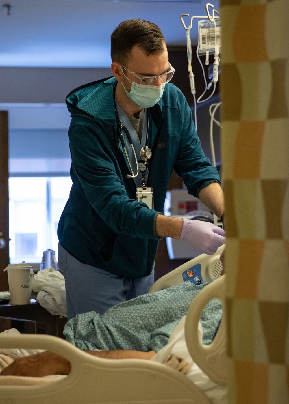 U.S. Army Medical Team Conducts Final Day of Clinical Operations at Minneapolis Hospital