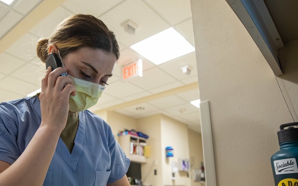 U.S. Army Medical Team Conducts Final Day of Clinical Operations at Minneapolis Hospital