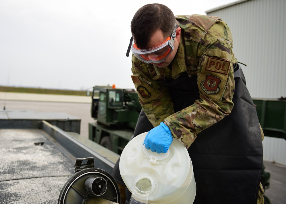 31st Logistics Readiness Squadron Airmen prepare for F-16C Fighting Falcons arrival in Croatia